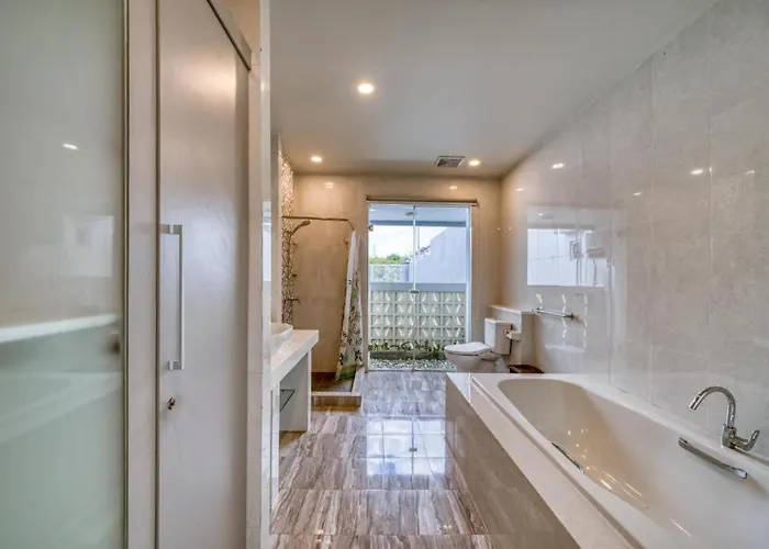 Kinditto - Luxurious 3br With Stunning Ocean Views And Serenity *