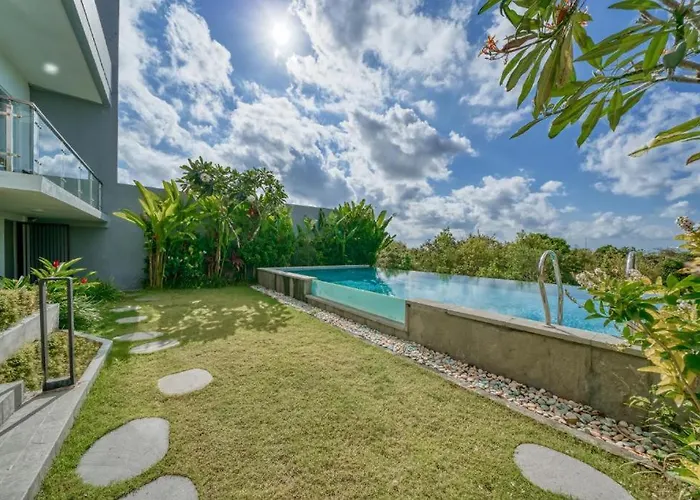 Kinditto - Luxurious 3br With Stunning Ocean Views And Serenity